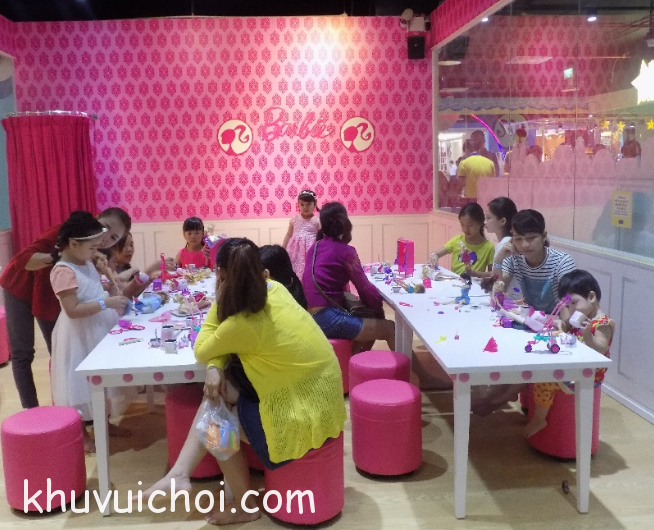 tiNiWorld Saigon Centre