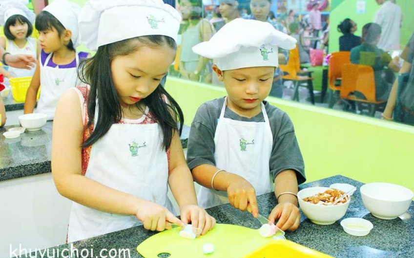 TiNiWorld Vincom Quang Trung