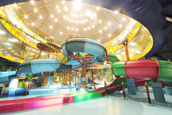 Vinpearl Land Games Royal City