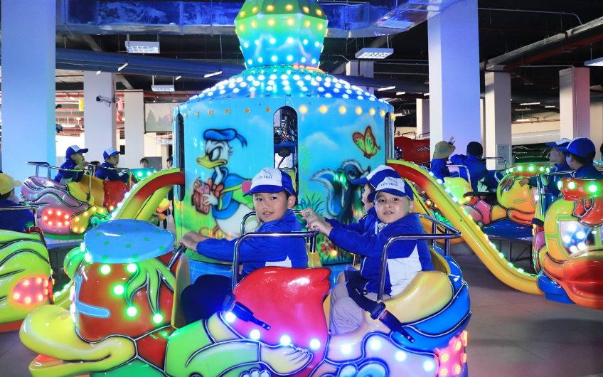 Khu vui chơi và khách sạn Ladalat Đà Lạt