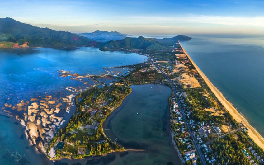 Vịnh Lăng Cô – Vịnh Biển Đẹp Nhất Thế Giới