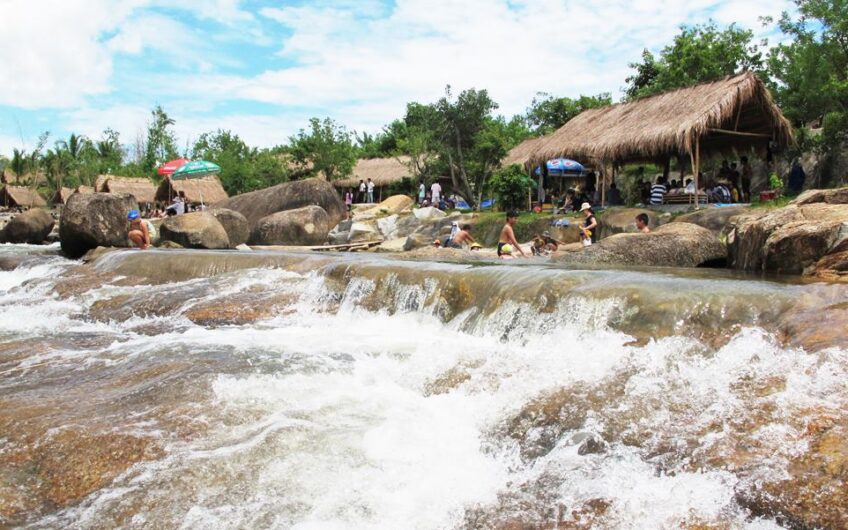 Khu Du Lịch Waterland Suối Thạch Lâm – Khánh Hòa
