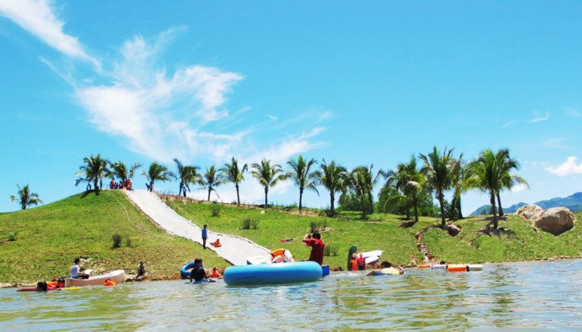 Khu Du Lịch Waterland Suối Thạch Lâm – Khánh Hòa