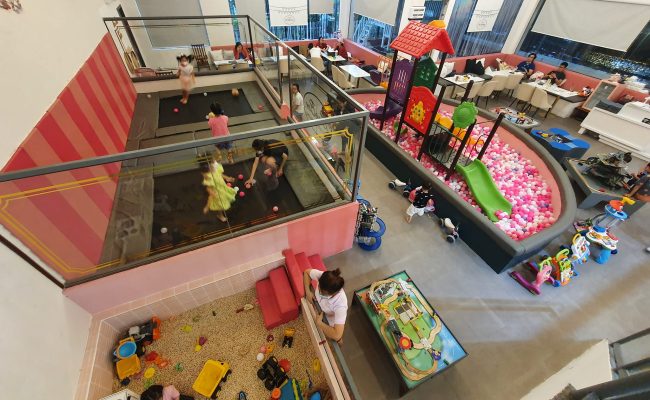 Tận hưởng Niềm Vui Tuyệt Đỉnh Tại Khu Vui Chơi BeeBee Premium Kids Cafe Quận 7
