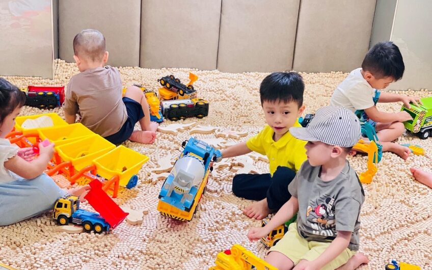 Hệ Thống Kids Cafe CCOMAYA and Family Restaurant Hiện Đại