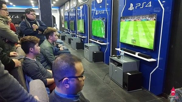Đầu tư kinh doanh PlayStation Café: Hướng dẫn A–Z cho nhà đầu tư trẻ 1 Đầu tư kinh doanh PlayStation Café - Không gian PlayStation Café thu hút giới trẻ và check-in
