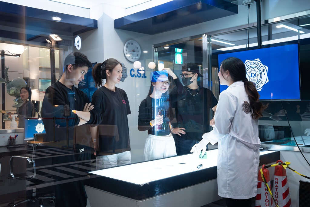 Không gian trải nghiệm và check-in GenZania Hà Nội tại Lotte Mall West Lake