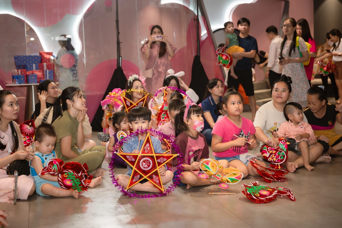 top 10 dia diem trung thu 2026 cho be va ba me content image