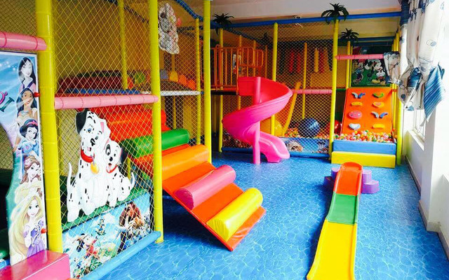 Top 7 điểm chơi cùng con Quảng Trị cho cuối tuần hết pin 1 Gia đình vui chơi cùng con tại công viên xanh ở Đông Hà Quảng Trị