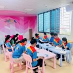 bi quyet tuyen nhan vien khu vui choi content image